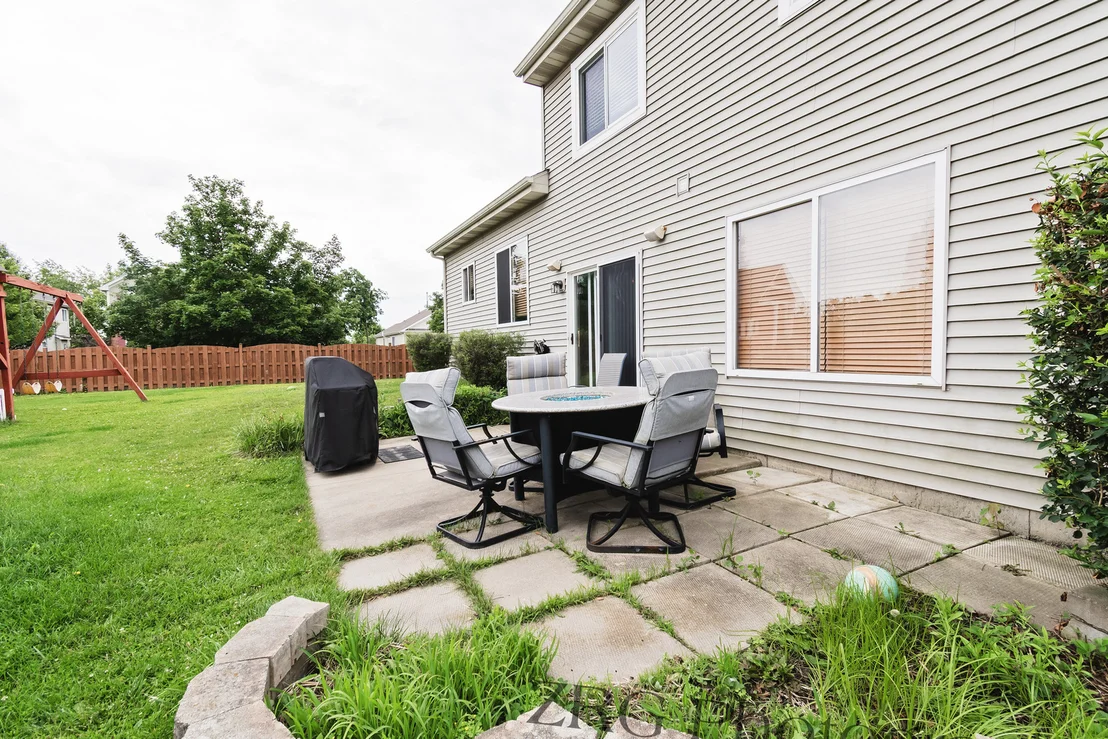 Photo of 25518 W Foxtail Road