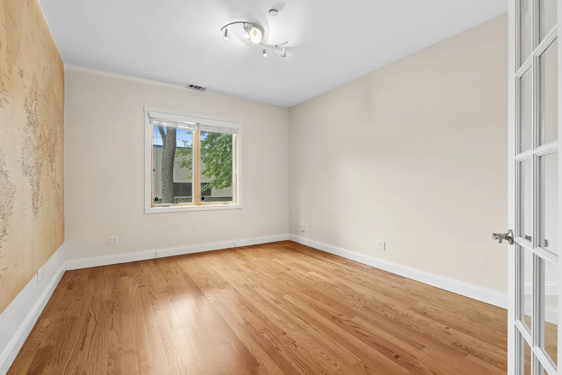 Photo of 262 9th Street