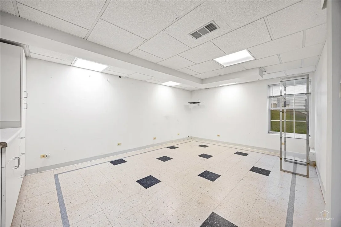 Photo of 513 Eastwick Lane
