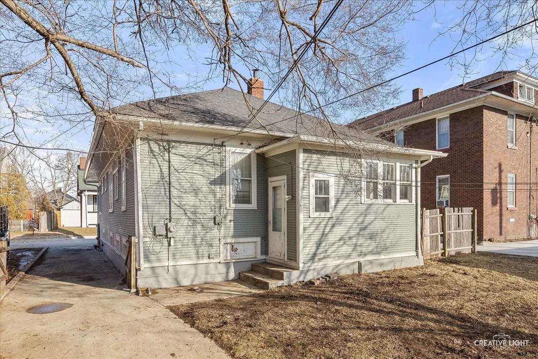 Photo of 408 Bowen Court