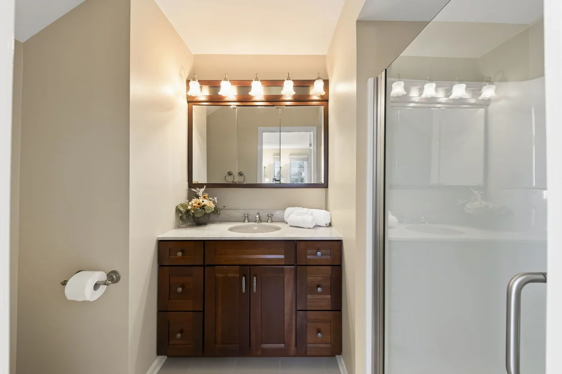 Photo of 1262 Midwest Lane