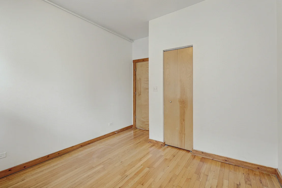 Photo of Unit 2 at 1663 W Pratt Boulevard