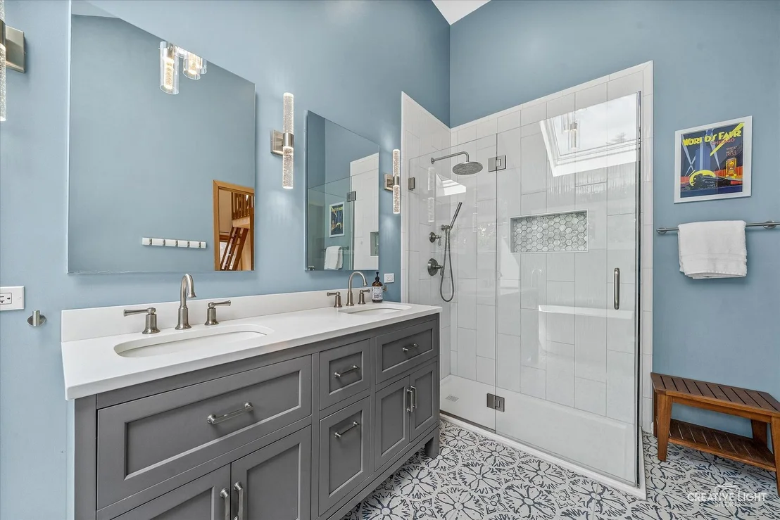 Photo of 933 Stanton Drive