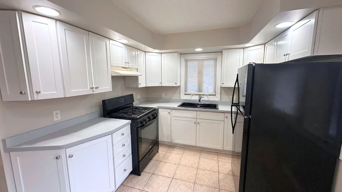 Photo of 14918 Wabash Avenue