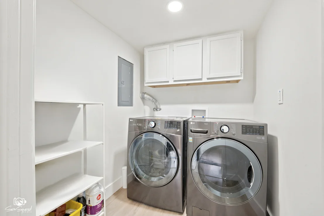 Photo of 11S528 Book Road