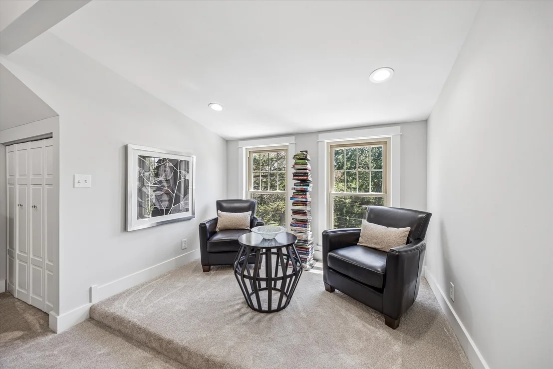 Photo of 223 Southcote Road