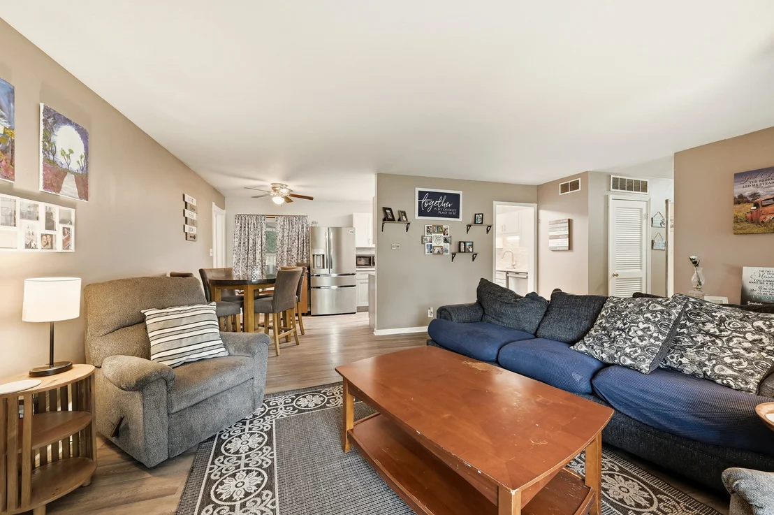 Photo of 16 Greenbriar Drive