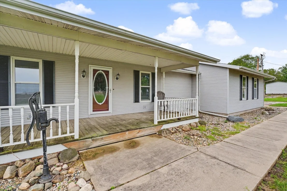 Photo of 1681 County Road 700 N