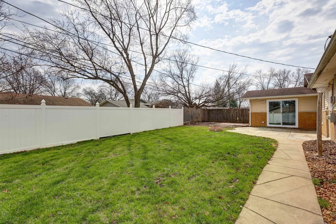 Photo of 14739 Park Avenue
