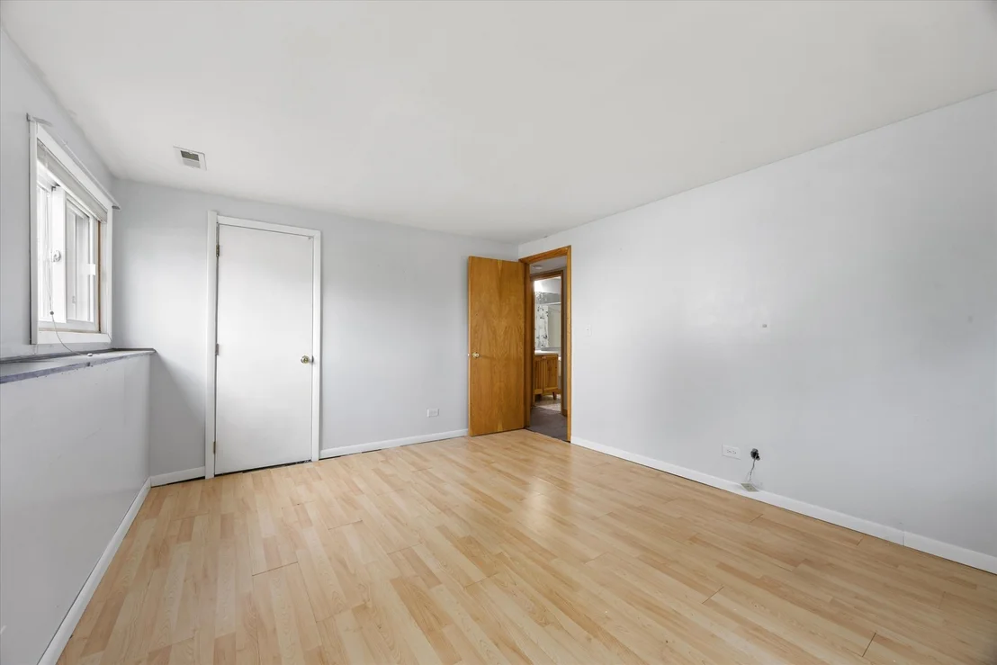 Photo of 4093 Bayside Drive