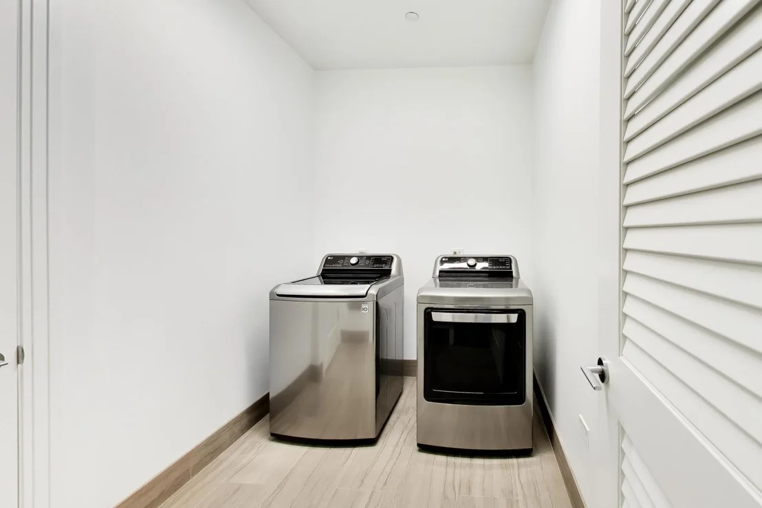 Photo of Unit 1908 at 363 E Wacker Drive