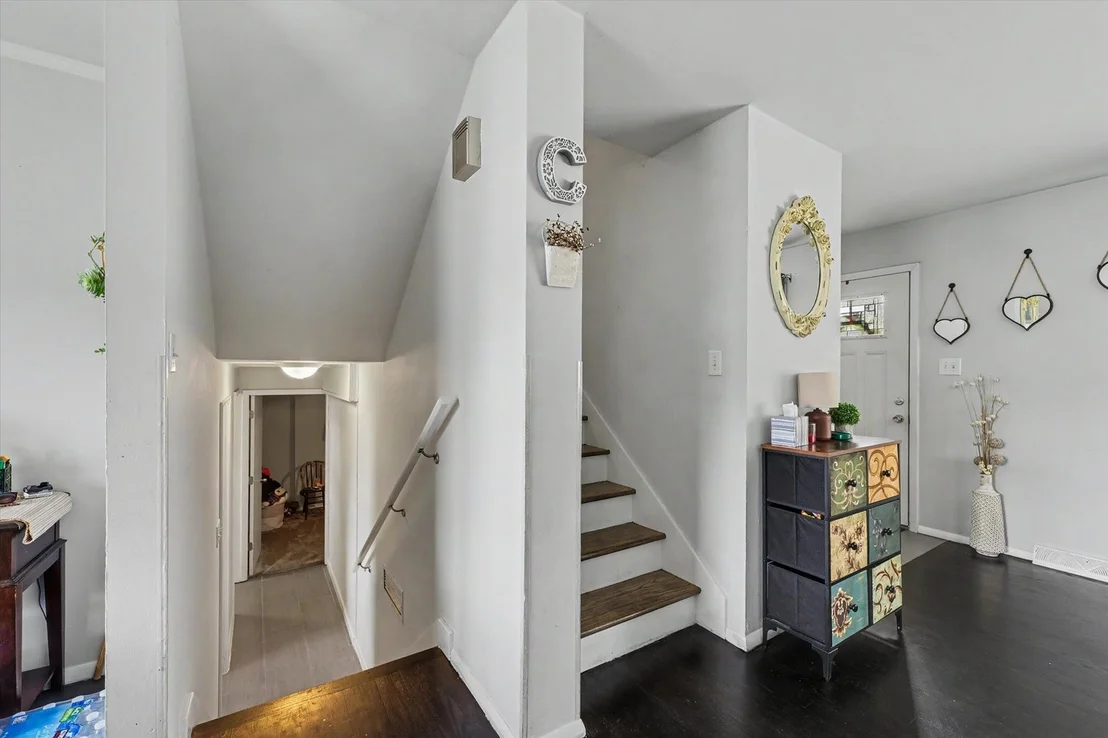 Photo of 1906 Winchester Drive