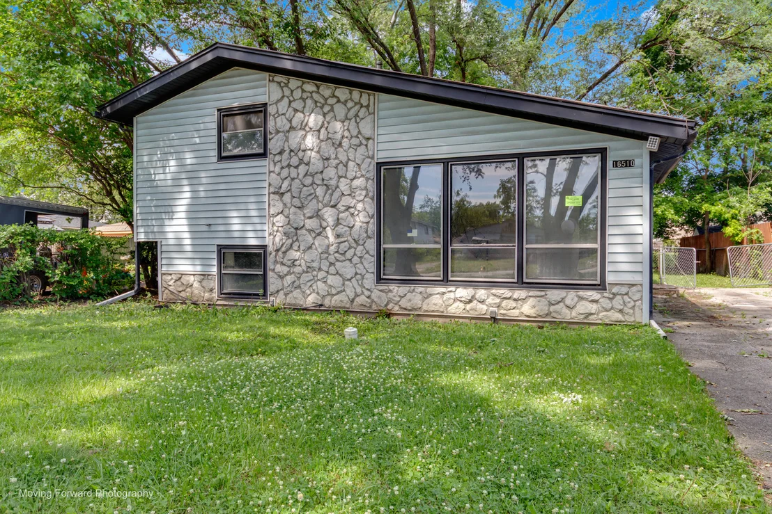 Photo of 16510 Winchester Avenue