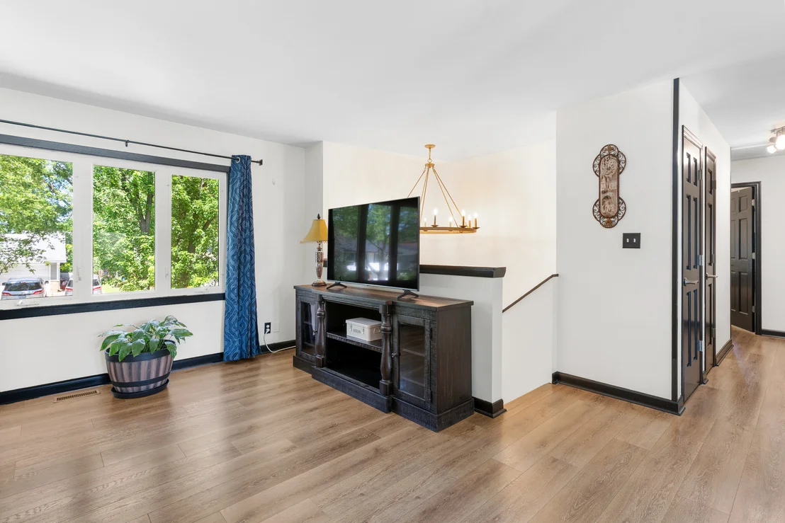 Photo of 543 Ridge Circle
