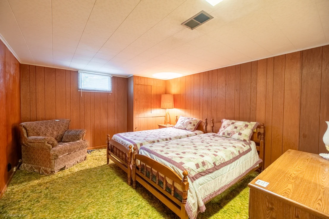 Photo of 835 Scott Drive