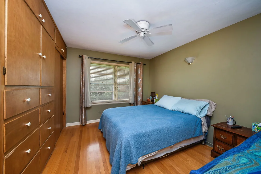 Photo of 324 W Elm Street