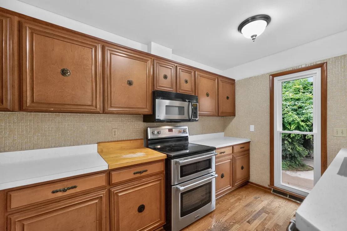 Photo of 32836 Genoa Road