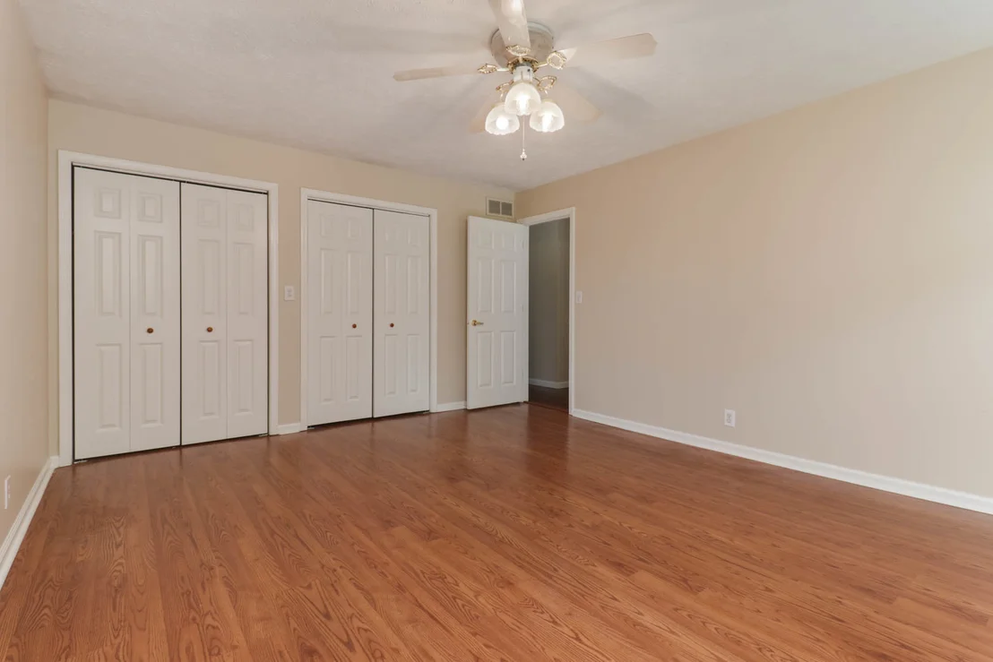 Photo of 19356 Nottingham Drive