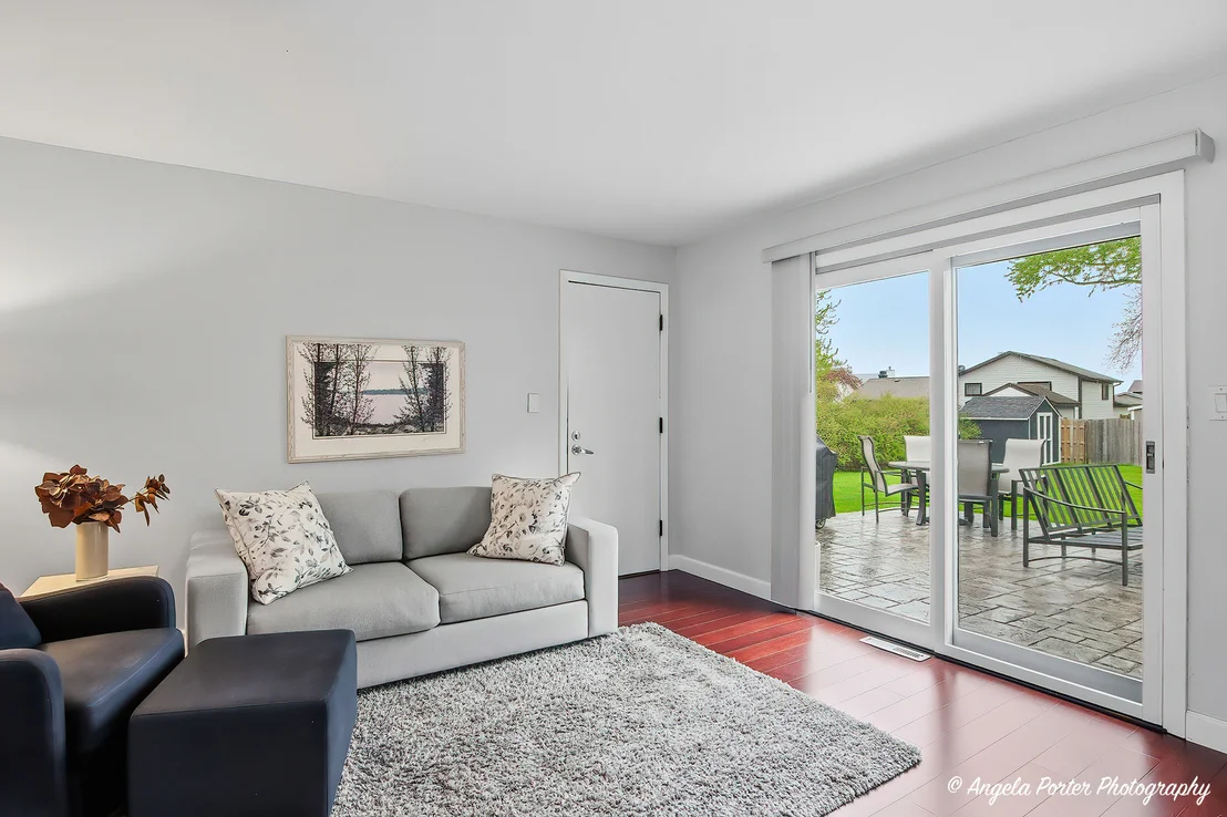 Photo of 412 Surrey Lane