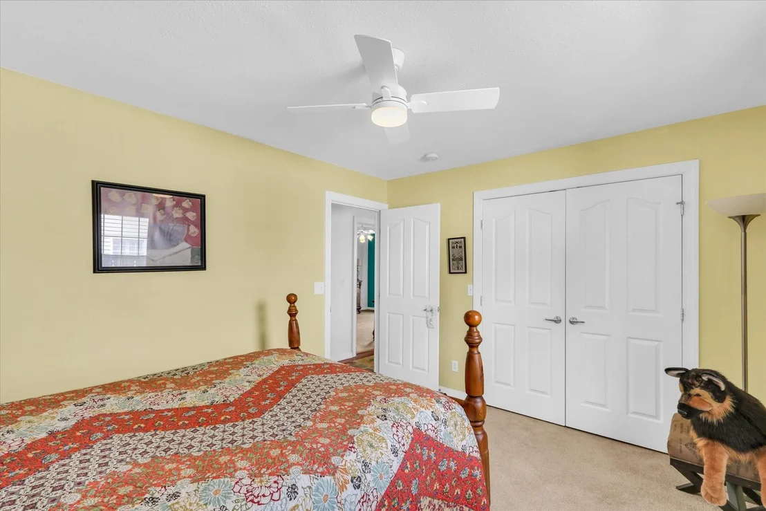 Photo of Unit 2517 at 2517 WINDWARD