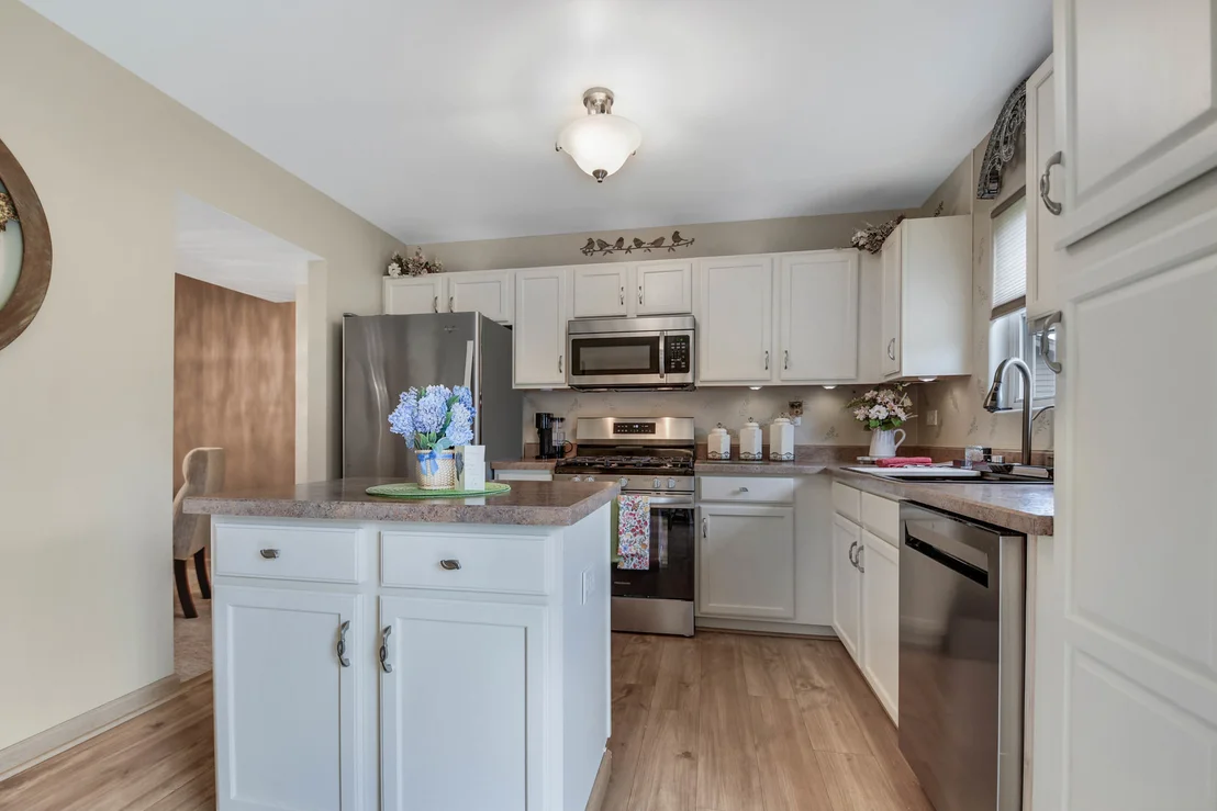 Photo of 1506 Lasser Drive
