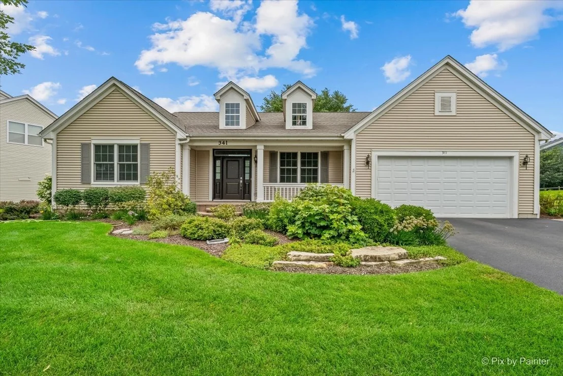 Photo of 341 Foxford Drive