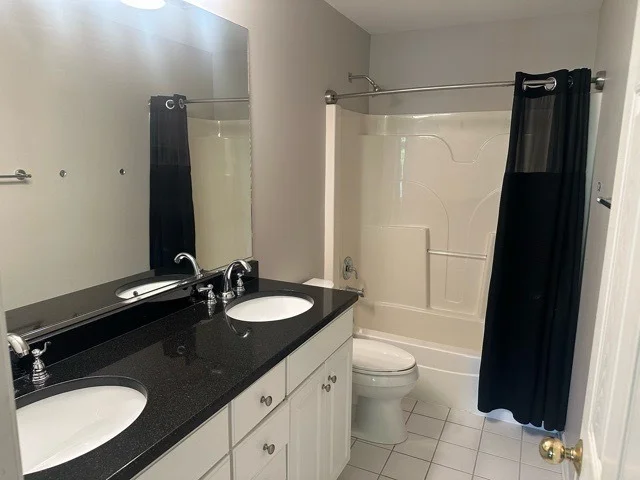 Photo of 4463 Cornell Avenue