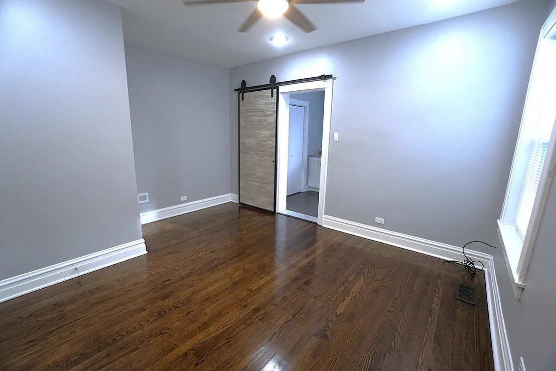 Photo of 5249 Hoffman Street