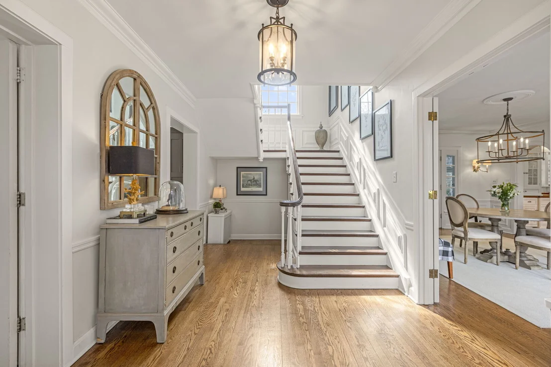 Photo of 965 Castlegate Court
