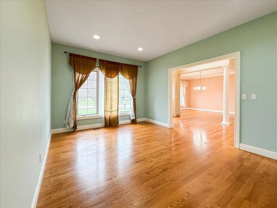 Photo of 4705 Stonebridge Drive