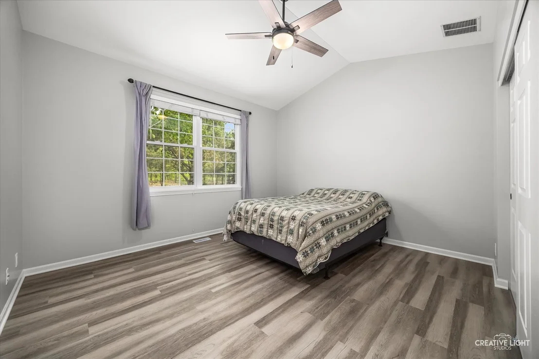 Photo of 427 Barnaby Drive