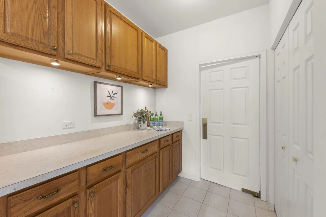 Photo of 631 Dunhill Lane