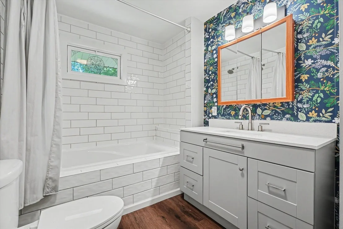 Photo of 7 Shuman Circle