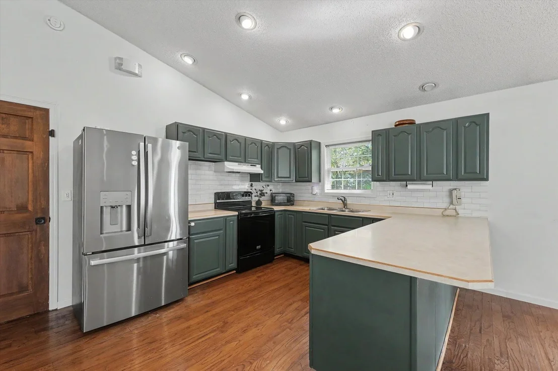 Photo of 603 Laurel Drive