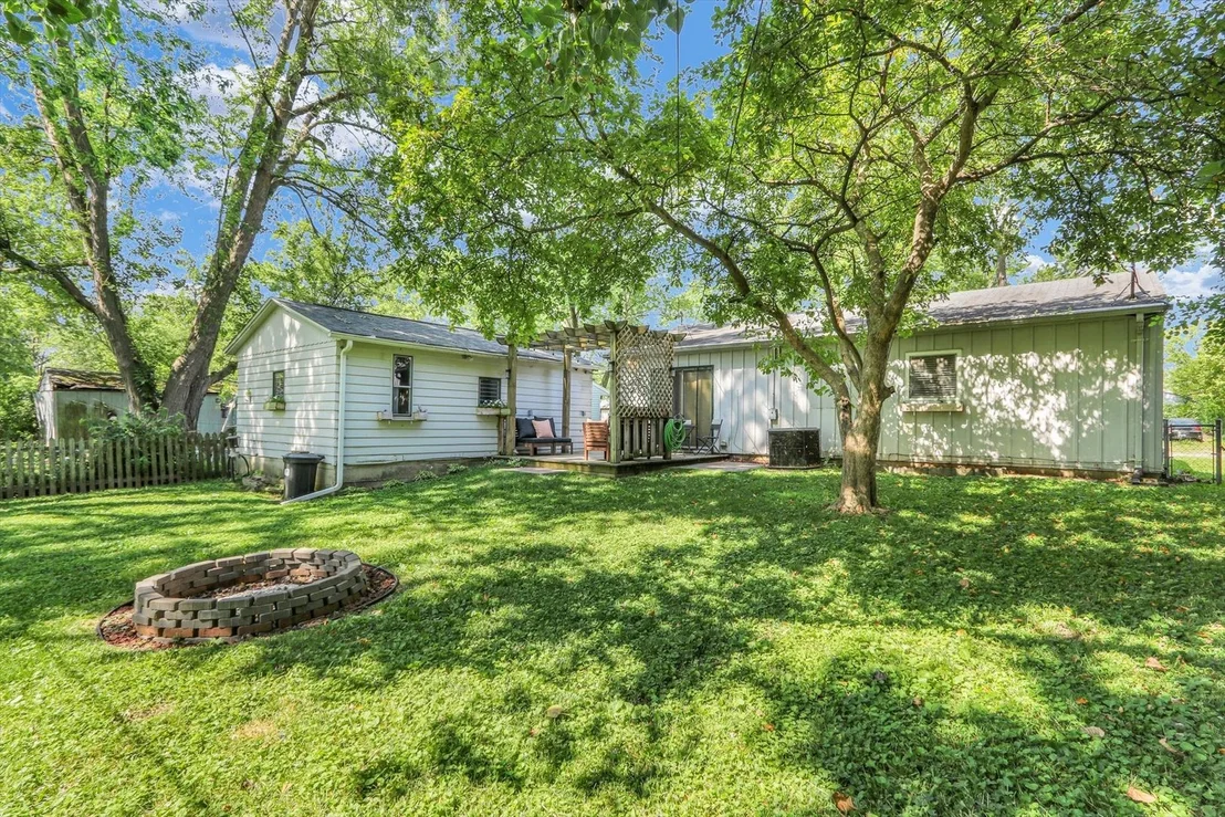 Photo of 308 S Glenn Drive