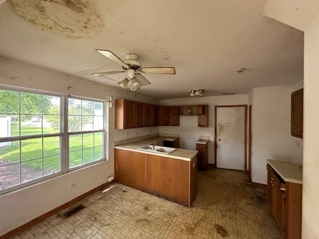 Photo of 1942 Town Drive