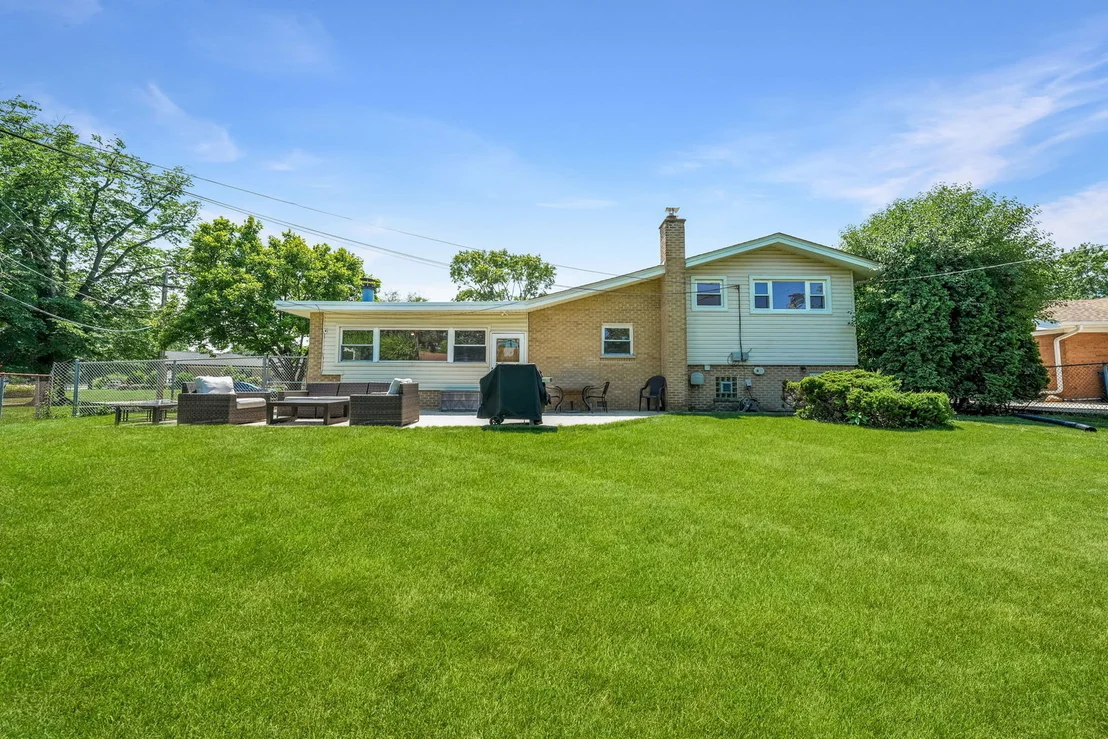 Photo of 513 W Division Street
