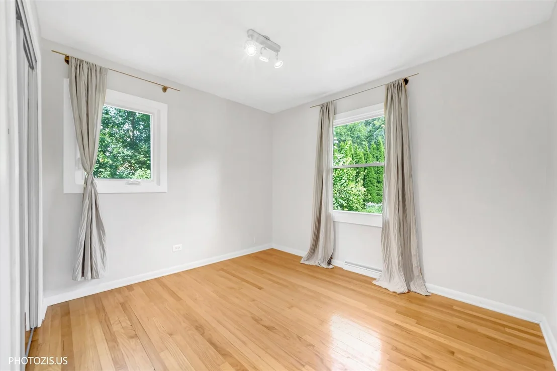Photo of 722 N Stephen Drive