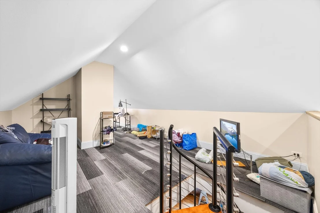 Photo of 4029 Amelia Avenue
