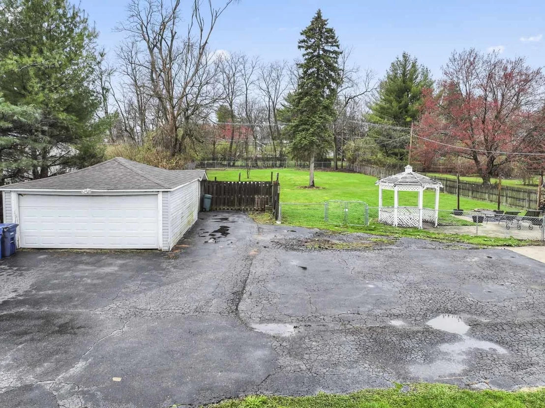 Photo of 4616 River Drive
