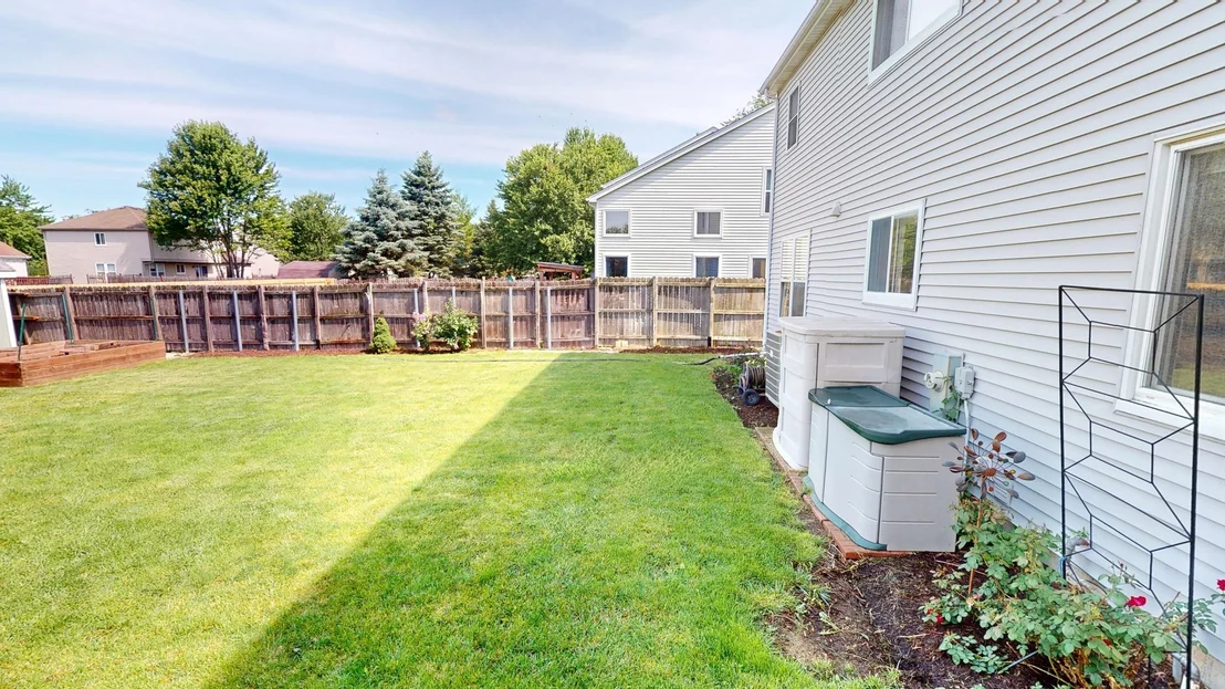 Photo of 620 Waterfall Lane