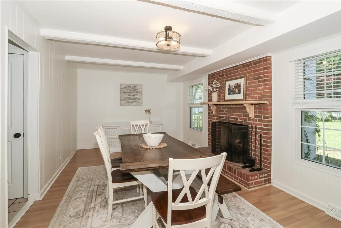 Photo of 316 Ambleside Drive