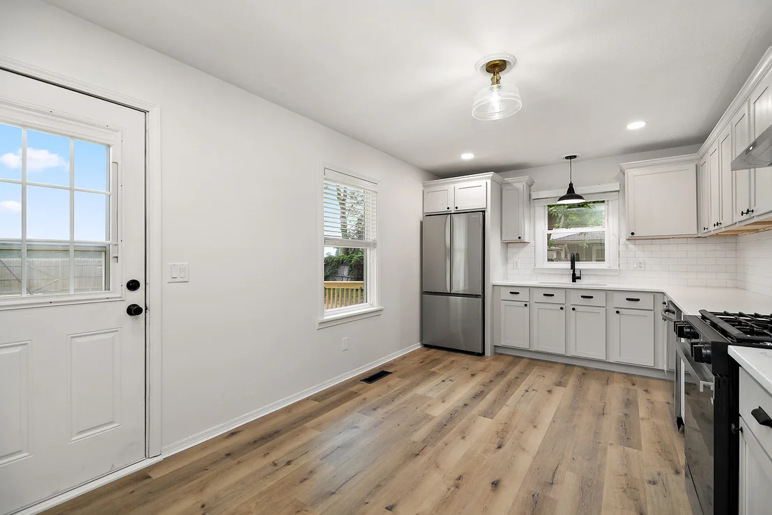 Photo of 362 S BARBARA Drive