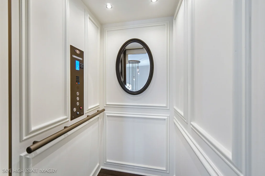 Photo of 1 Willowcrest Drive