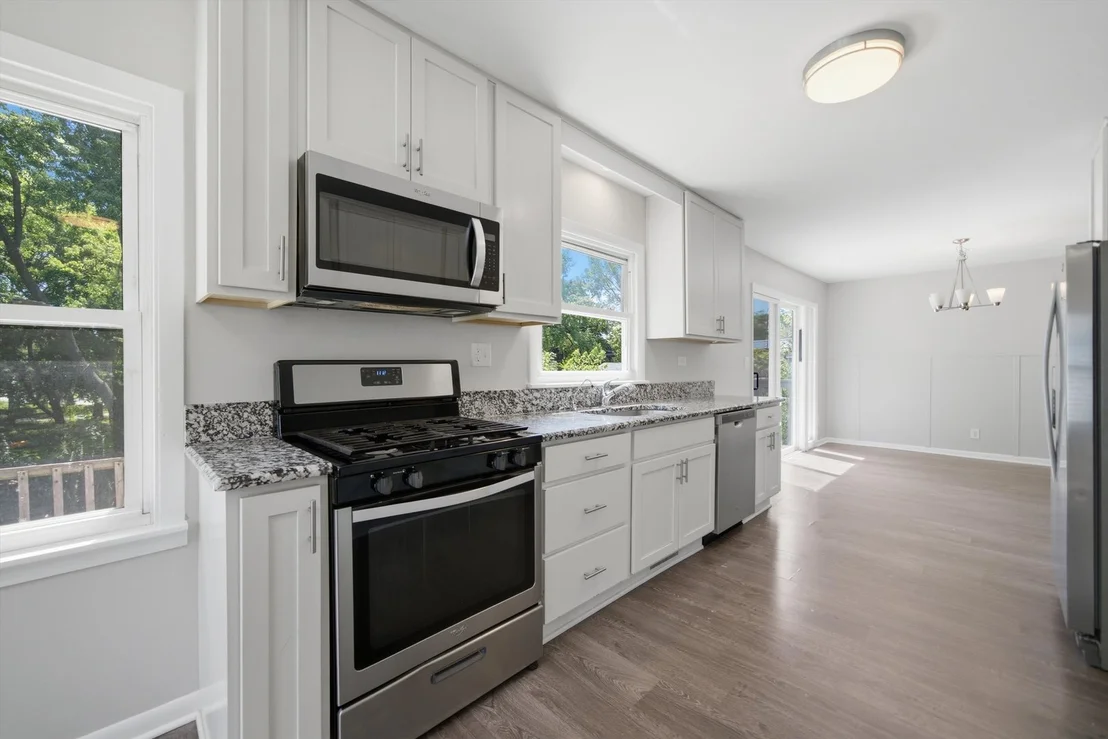 Photo of 34925 N Decorah Avenue