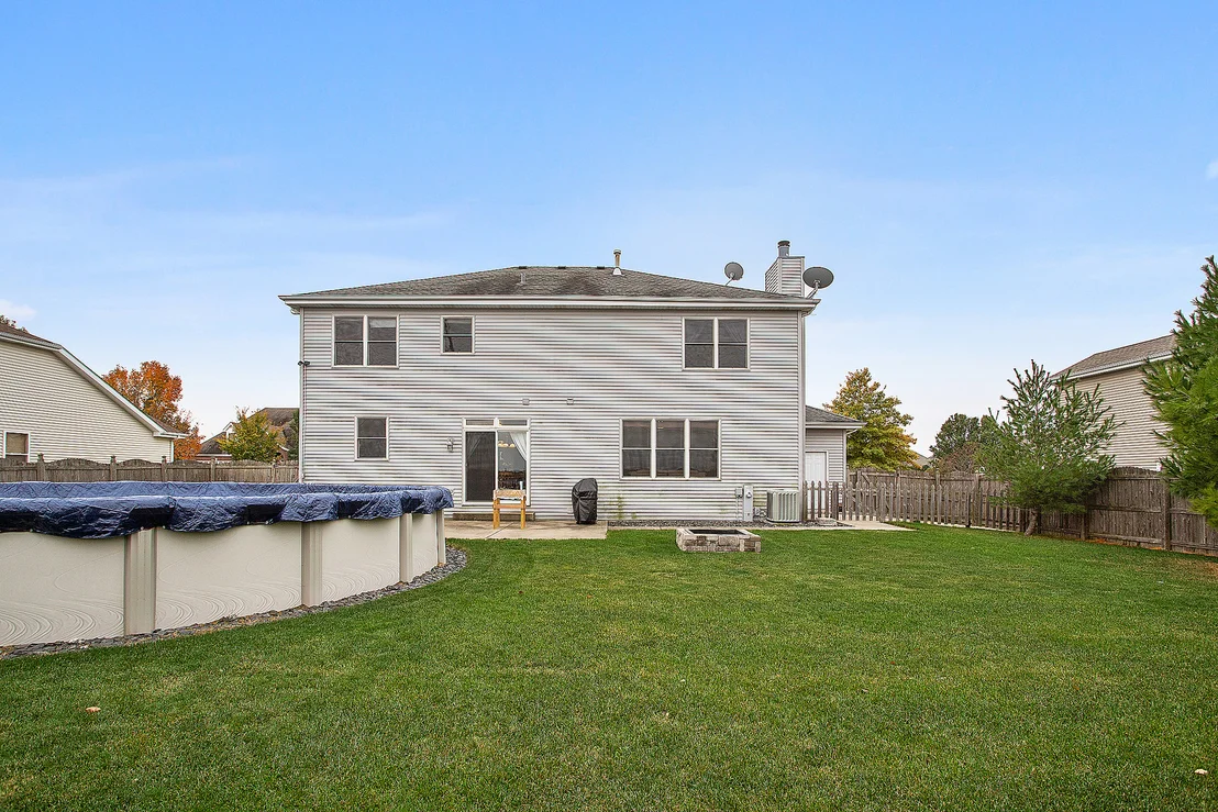 Photo of 15500 Ridgefield Drive
