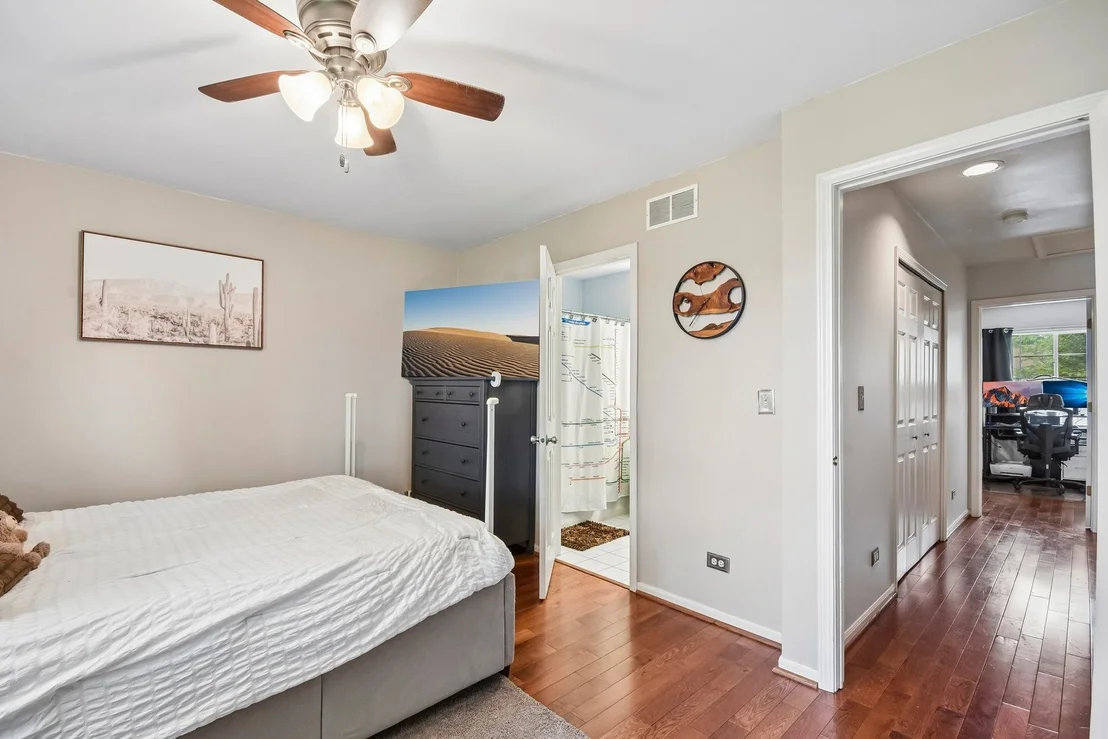 Photo of 418 Lakeview Circle