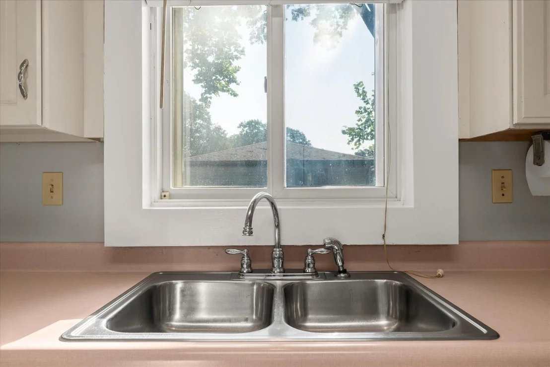 Photo of 1708 Oak Park Drive