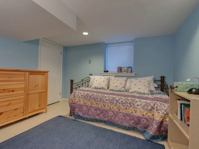 Photo of 2025 MAPLE Avenue