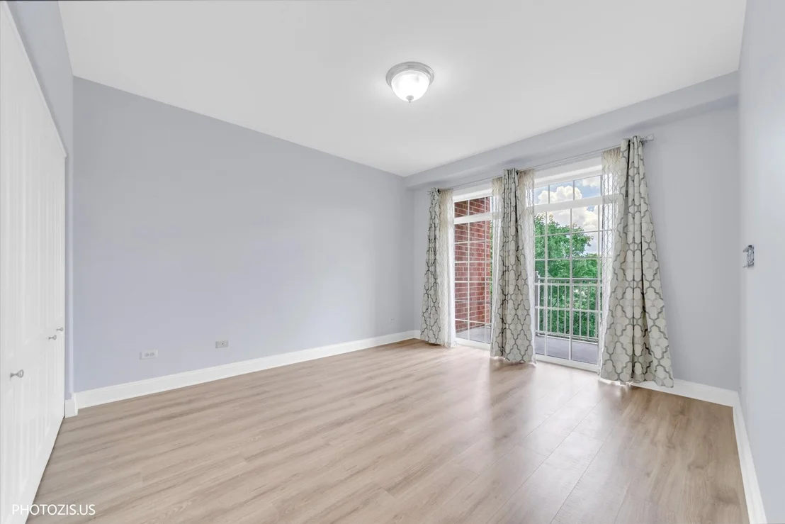 Photo of Unit 302 at 1 ITASCA Place
